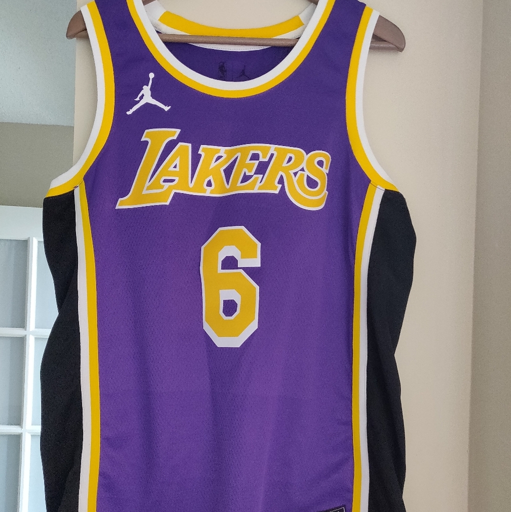Men's Official NBA LeBron James Jersey